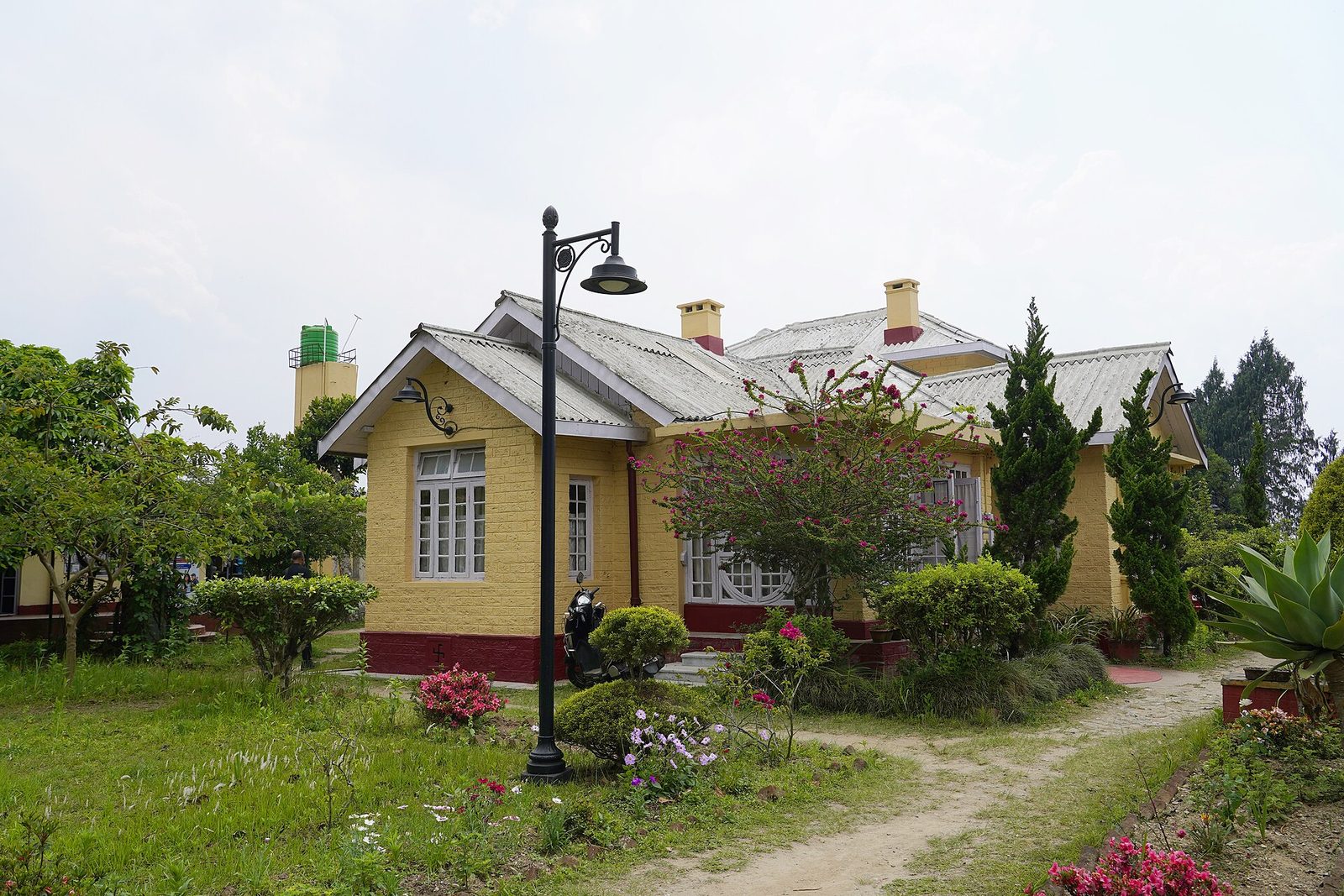 Kalimpong — Monasteries, nurseries & Teesta valley views