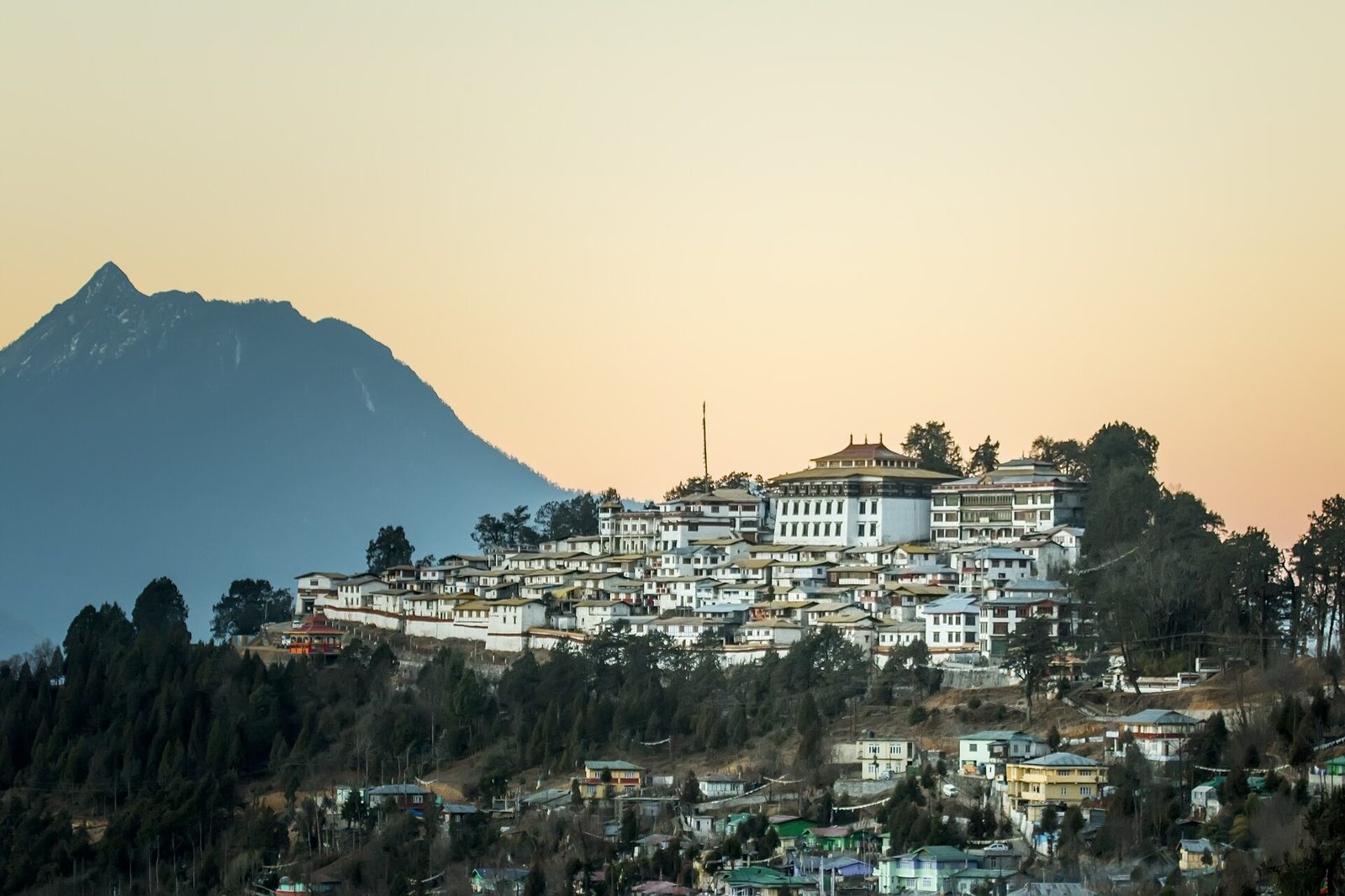 Northeastern Nirvana with Dirang Sightseeing Tour